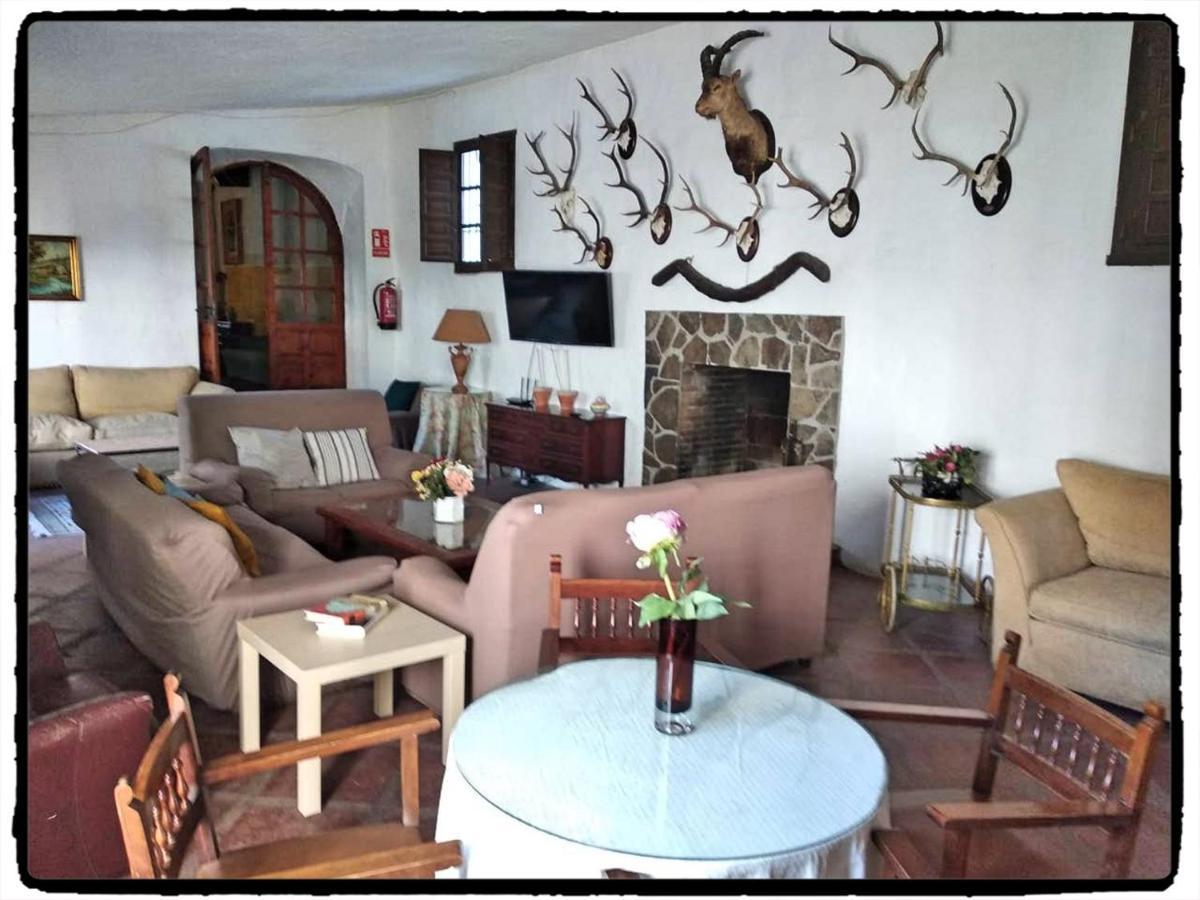 Villa Cortijo Casas Viejas à Málaga Extérieur photo